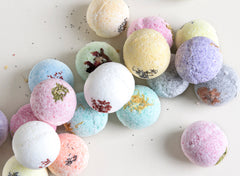 11 Bath Bombs Gift Box +  one Free Bomb to make 12 !! - Great Deals Online
